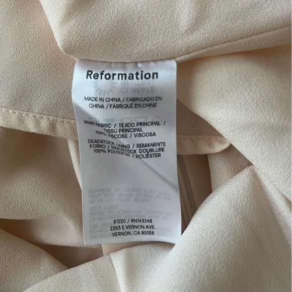 Reformation Davonne Mini Dress in Cherry Pudding Sweetheart Neckline Coquette - Picture 9 of 11